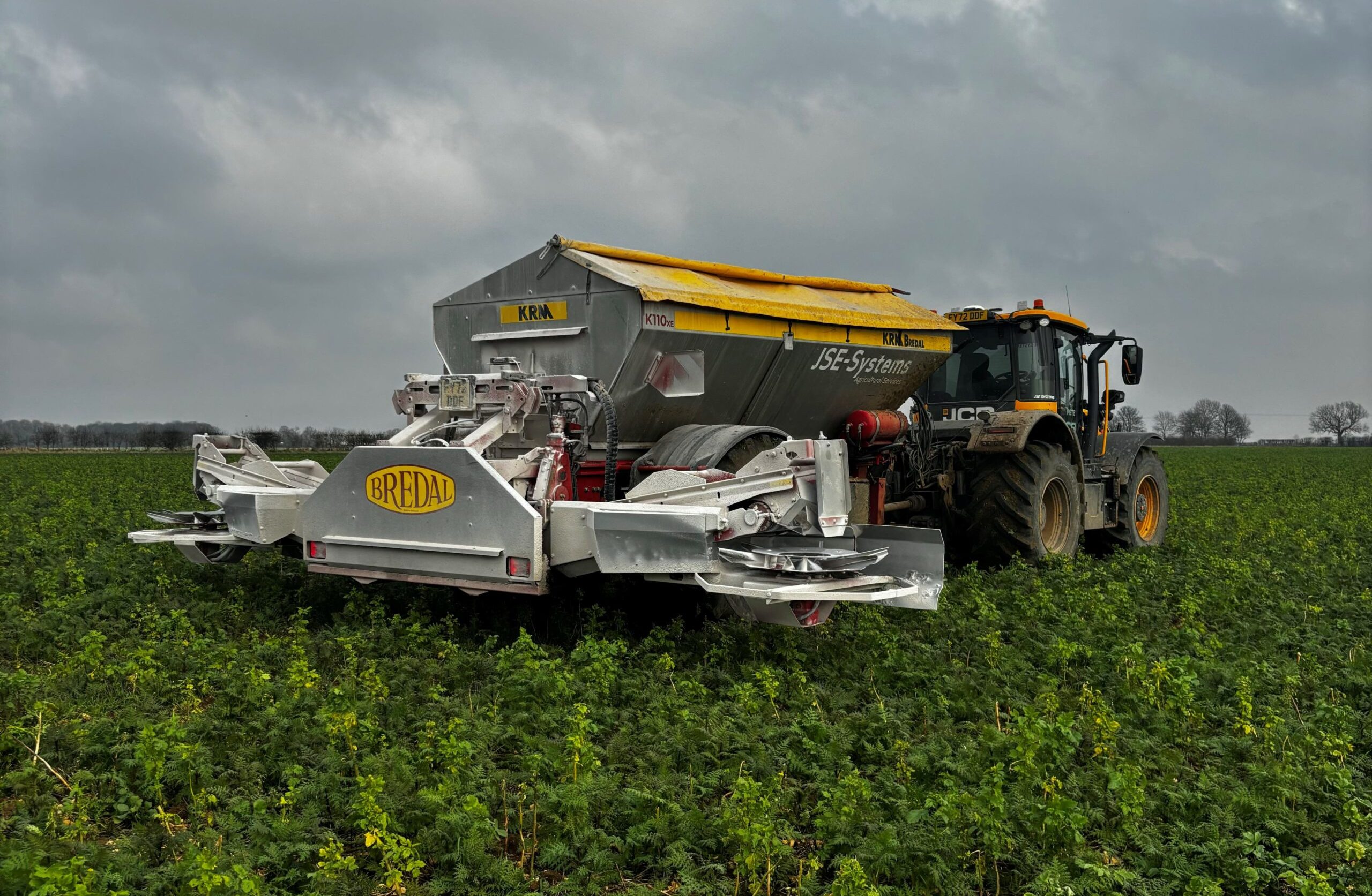 24m spreader 3